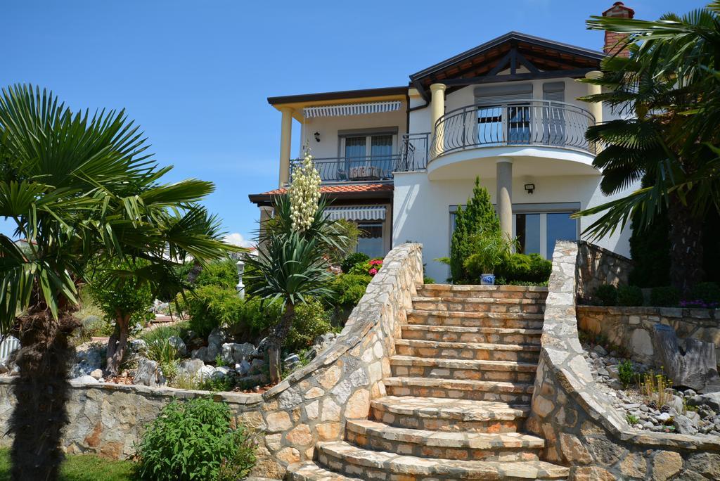 Apartments Nino Apartmán